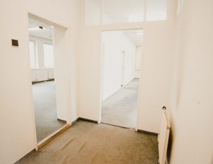 Tesla-Liptovsky-Hradok-Budova-odbytu-na-prenajom-15