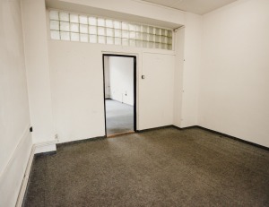 Tesla-Liptovsky-Hradok-Vypoctove-stredisko-na-prenajom-13