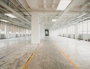 Tesla-Liptovsky-Hradok-Etazova-budova-na-prenajom-14