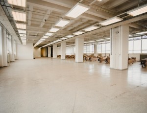 Tesla-Liptovsky-Hradok-Etazova-budova-na-prenajom-20