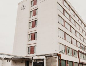 Tesla-Liptovsky-Hradok-Etazova-budova-na-prenajom-26